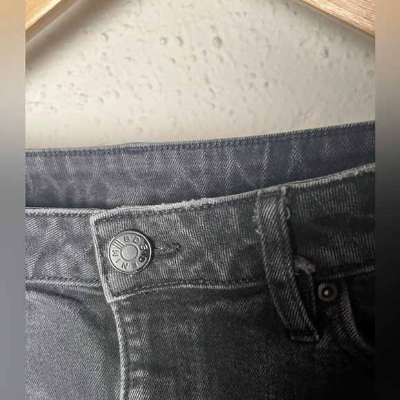 BDG / Urban Outfitters black denim high rise short - size 29 - Picture 3 of 6